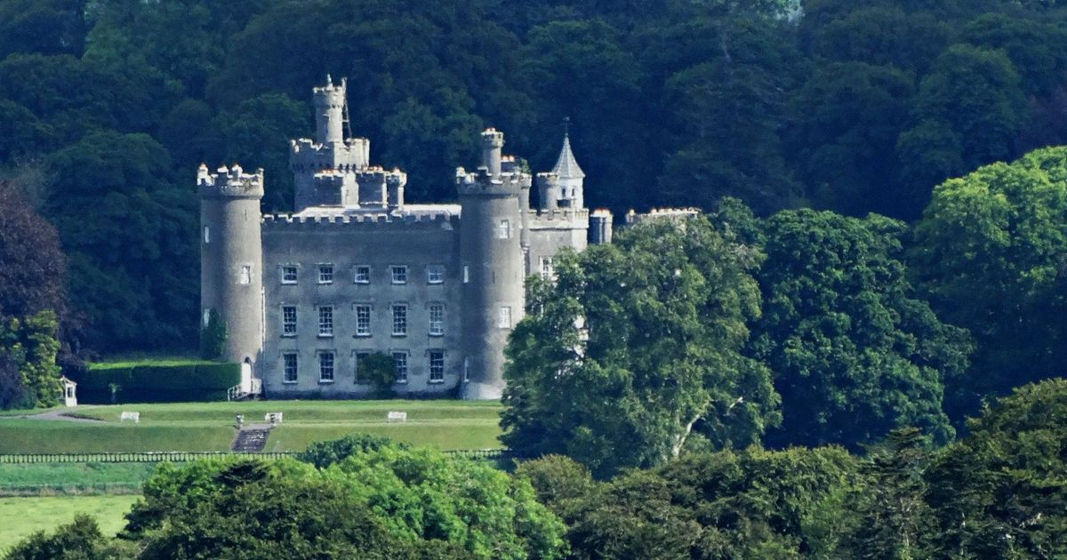 og tullynally castle westmeath